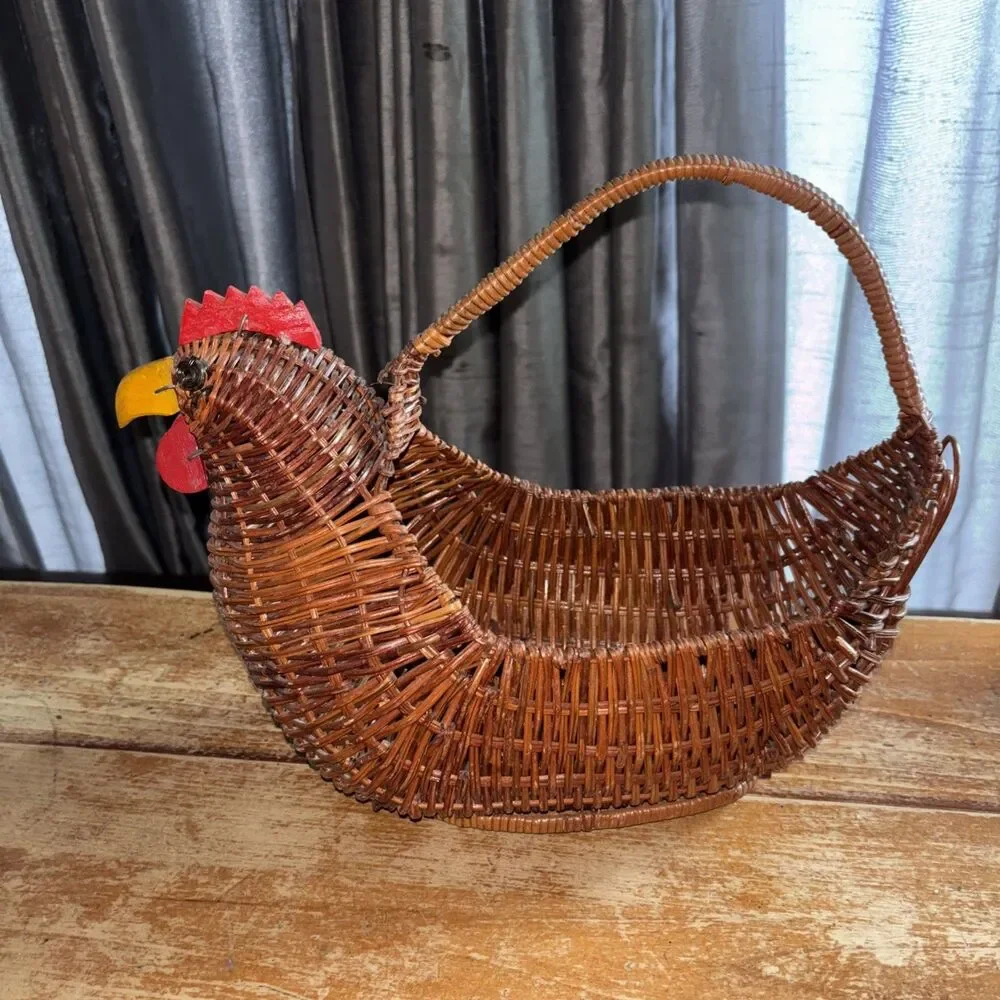 Woven Brown Wicker Wood Rooster Shaped Basket Egg Storage Farm House Cottagecore
